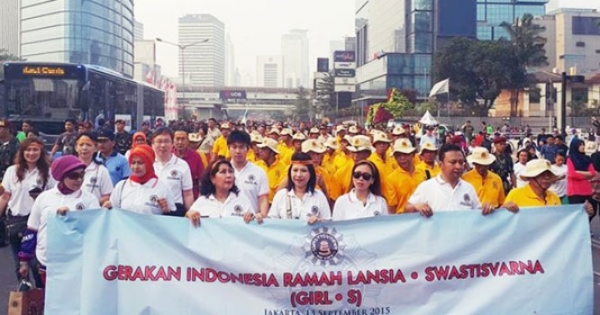 Beberapa Veteran dari DPP-LVRI dan DPD-LVRI ikut memeriahkan Gerak Jalan yang diprakarsai GERAKAN INDONESIA RAMAH LANSIA dari SWASTISVARNA-