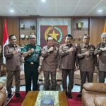 KUNJUNGAN DIREKTUR VETERAN DITJEN POTHAN KE MARKAS BESAR DPP LVRI